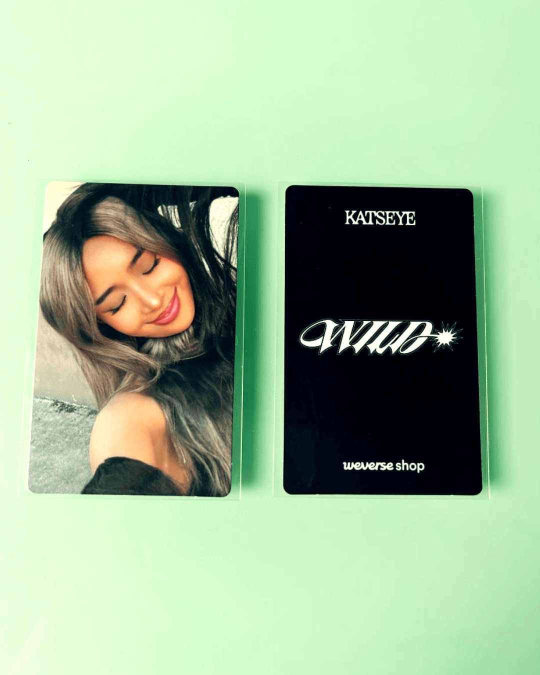 Sophia - WILD Weverse Photocard