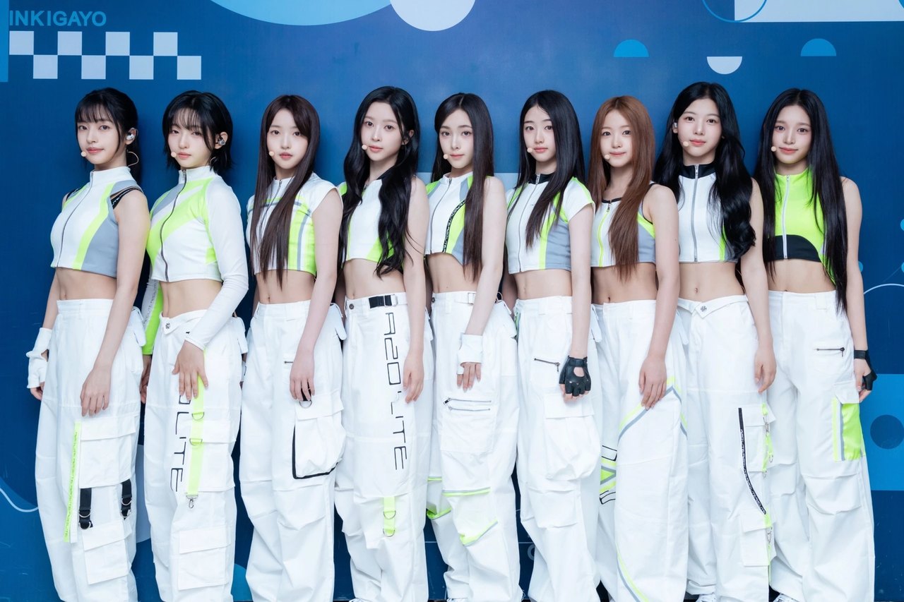 A2O LITE earn fourth music-show trophy for “NEON” on Inkigayo