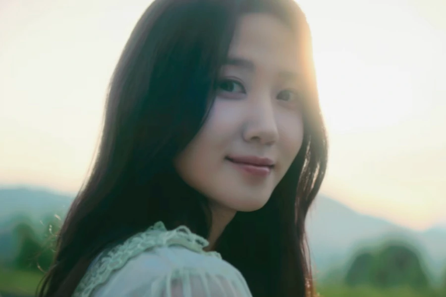 Park Eun Bin Marks 30 Years Since Her Debut With ‘SHOOTING MY LOVE’